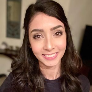 Meet your Posher, Kelli